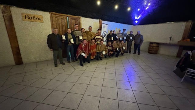 b415c12b 2443 45a7 beca cdf5a07e88c2